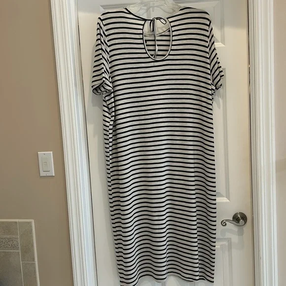 VERA MODA CURVE Cholly Jersey stripped dress NWT Plus size 2X - Picture 3 of 7